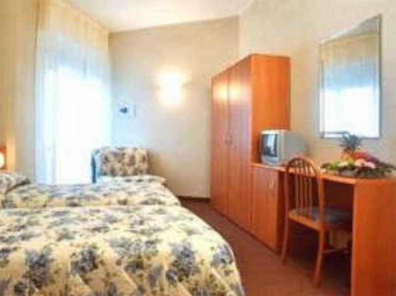 Hotel Engadina Côme Esterno foto